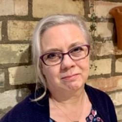 Dr Alison  Dunning